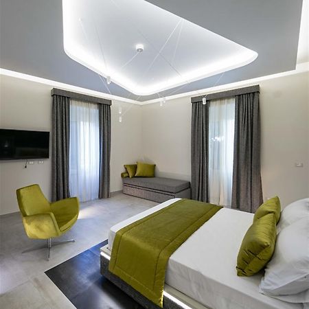Via Veneto Luxury Suites Rom Exterior foto